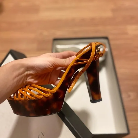 Gucci sandals - Picture 3 of 5